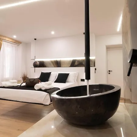 Fla Castello בית הארחה 4*